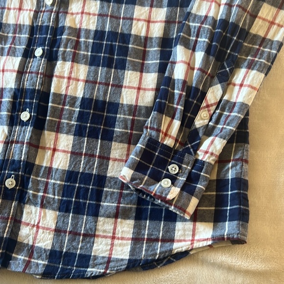 Women’s size small J.Crew flannel shirt. - Picture 4 of 7